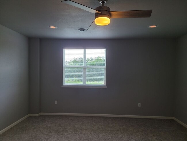 Building Photo - Four Bedroom Three Bath Single Family Home