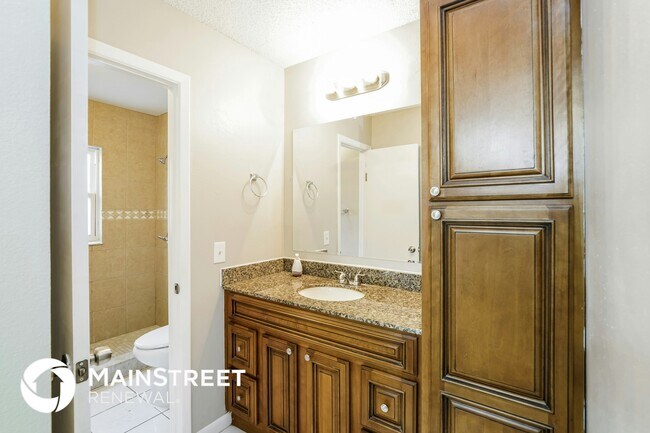 Building Photo - 1222 Lornewood Dr