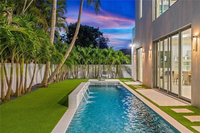 Building Photo - 2628 Marcinski Rd