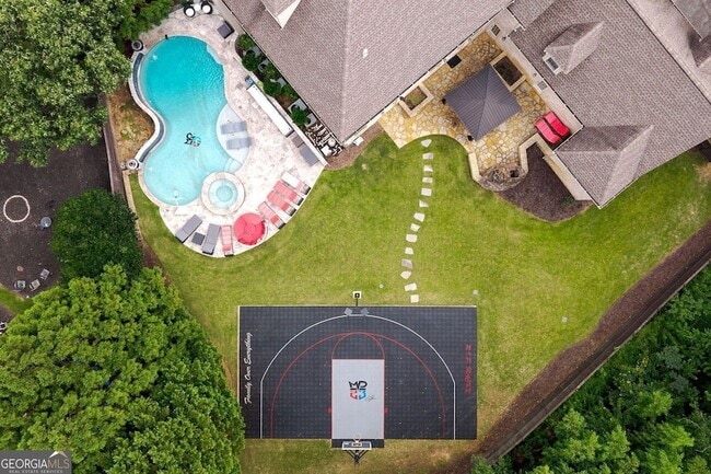 Building Photo - 11140 W Rd