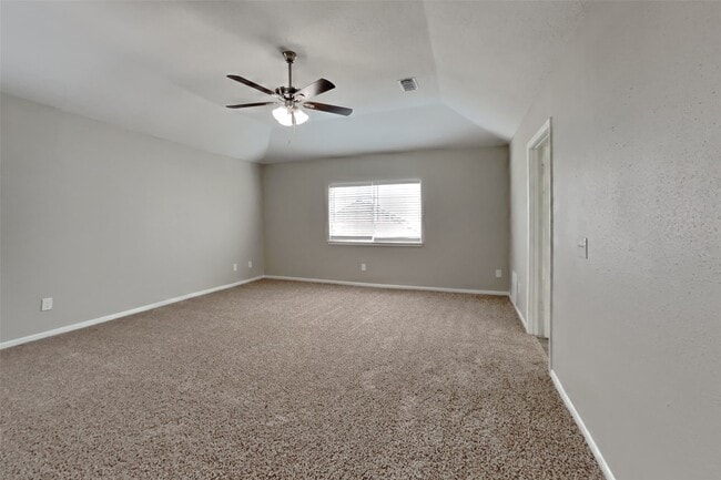 Building Photo - 16303 Hickory Point Rd
