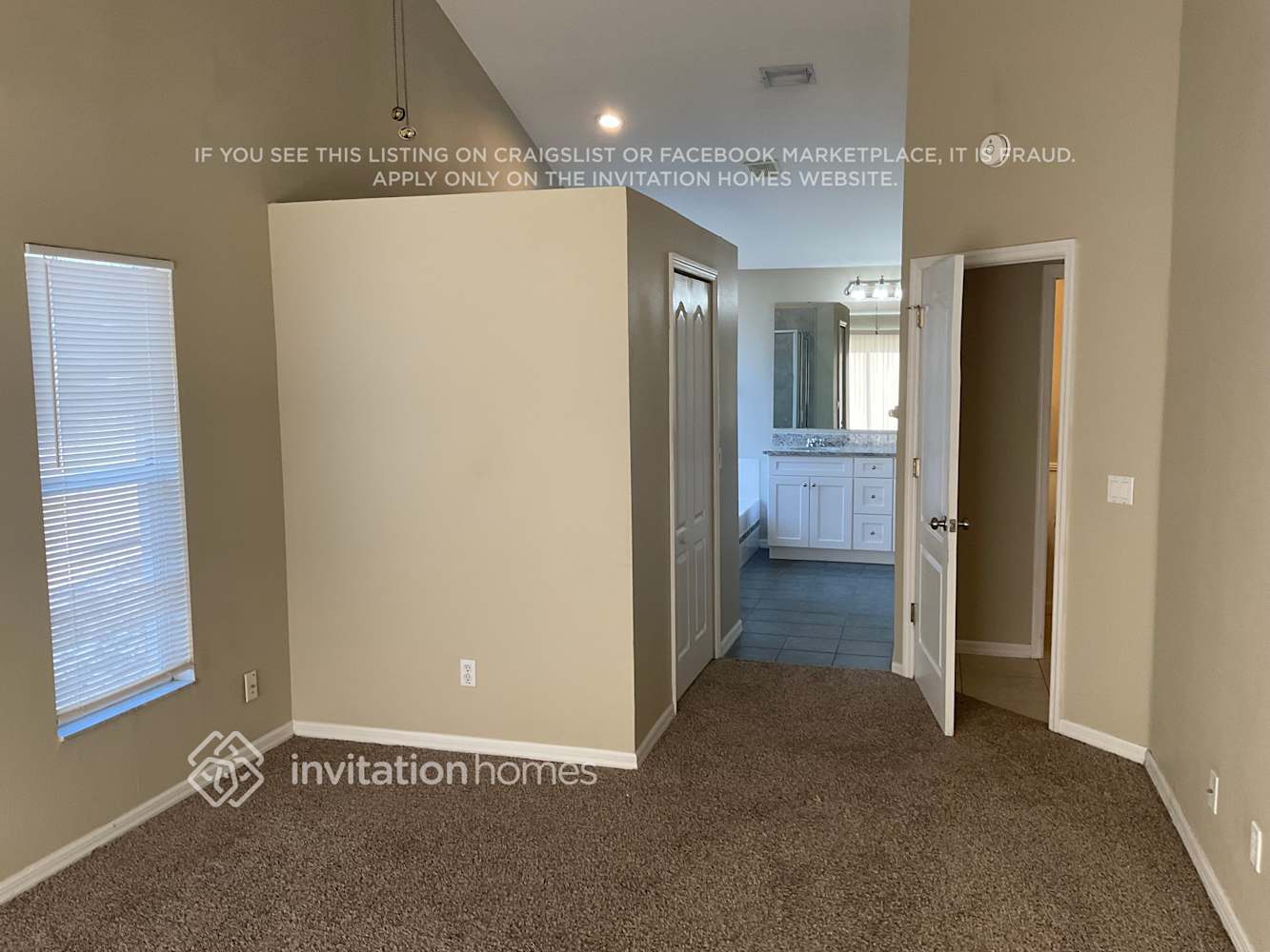 Building Photo - 1215 Lake Shore Ranch Dr