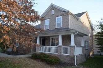 Building Photo - 1401 Peppermint Ln