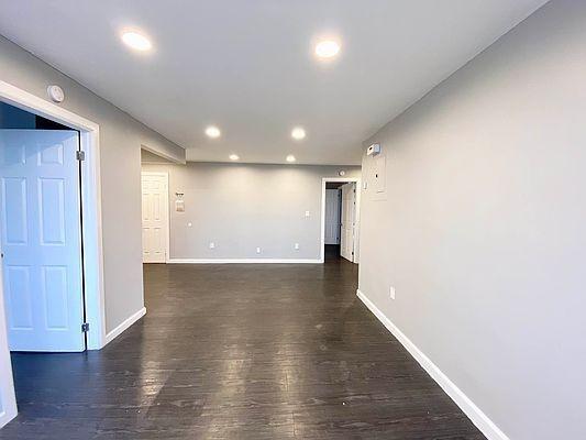 Building Photo - 2 bedroom in Bronx NY 10467