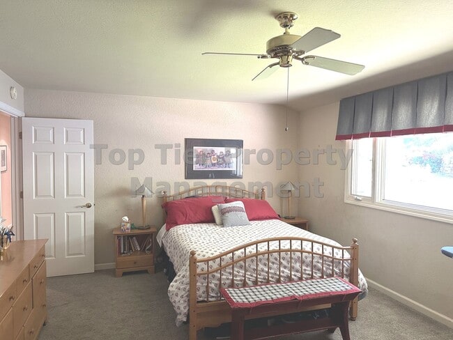 Building Photo - Beautiful 4 Bed, 2 Bath, 2,166 sqft Lafaye...