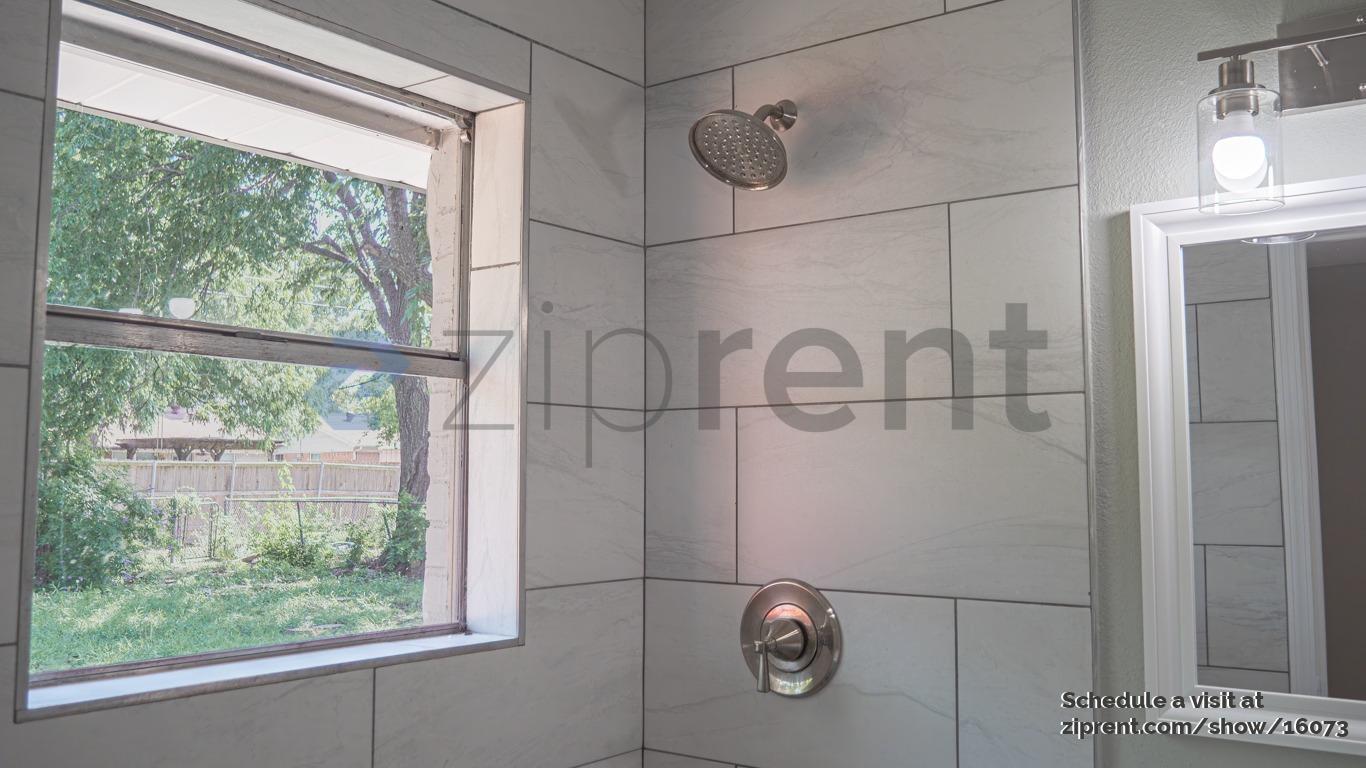 Building Photo - 4014 Timberline Dr