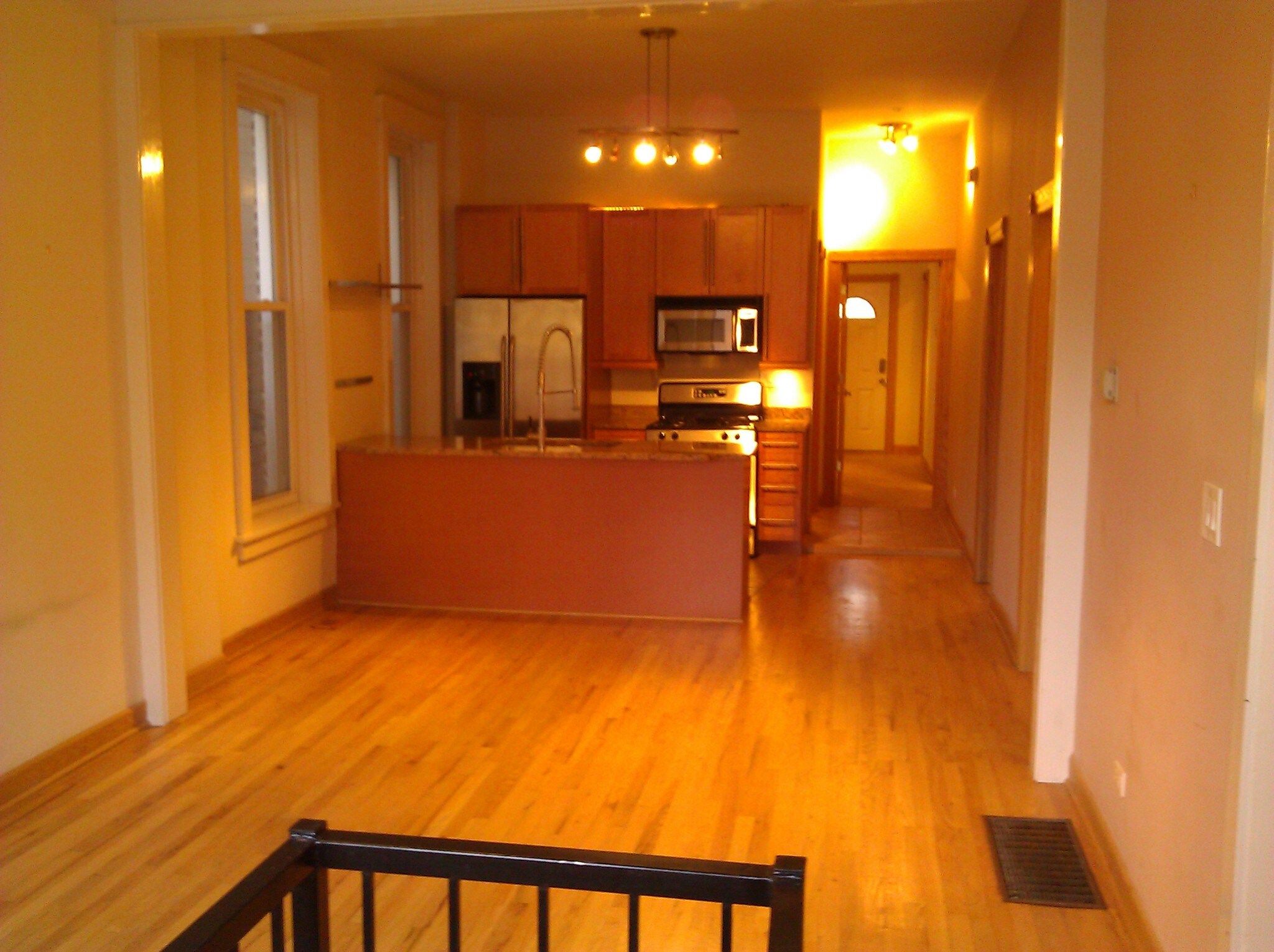 Building Photo - 2740 W Haddon Ave