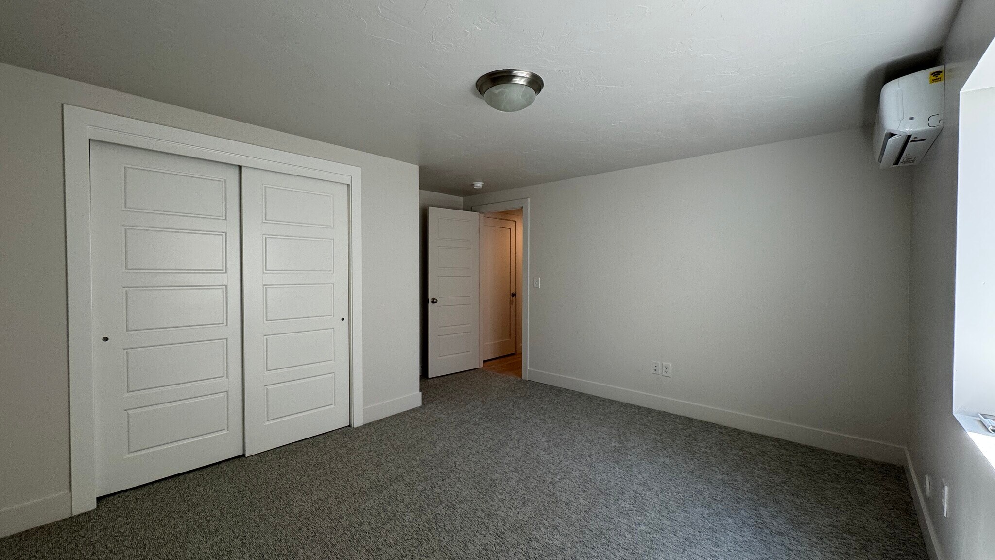 Building Photo - 15069 S Peace Dr