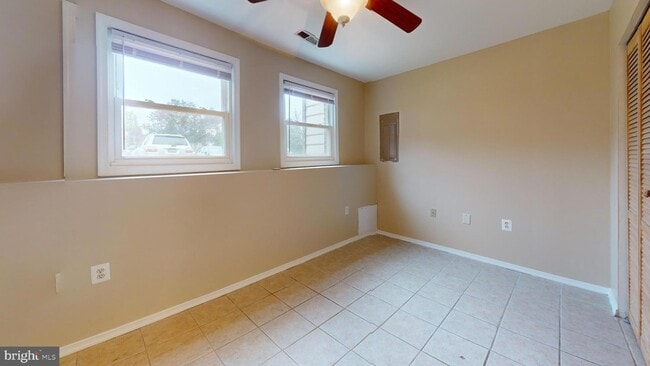 Building Photo - 2535 Vineyard Ln