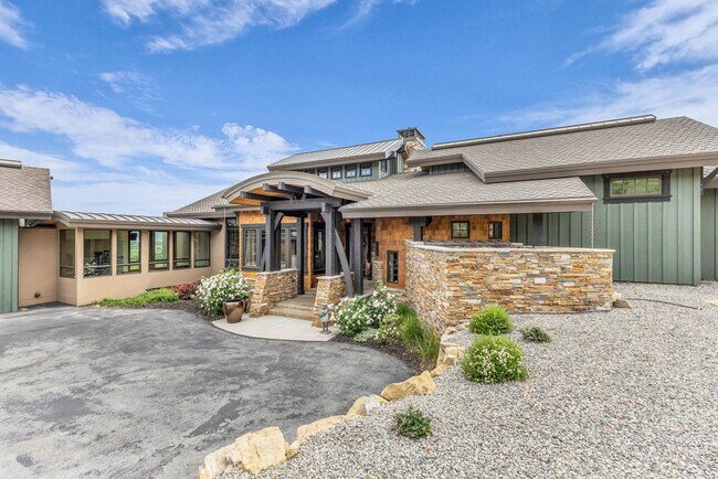 Building Photo - Rare River Meadows Ranch