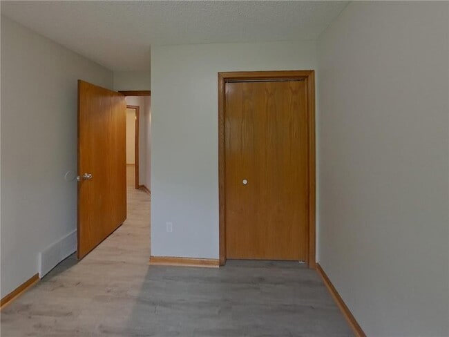 Building Photo - 739 Ashley Dr
