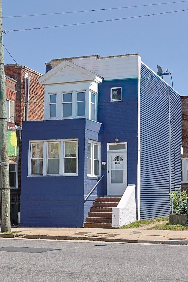 Building Photo - 3636 Winchester Ave