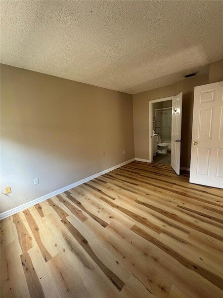 Building Photo - 5012 Downing St