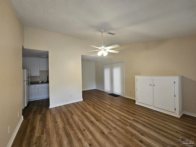 Building Photo - 3386 Pine Forest Rd