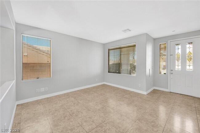 Building Photo - 1009 Black Olive St