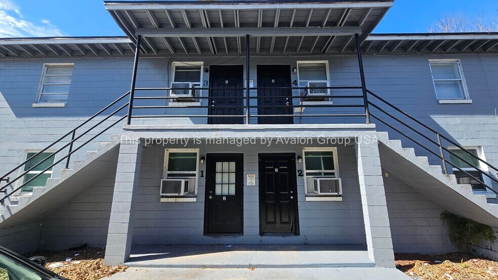 Building Photo - 610 W 18th St