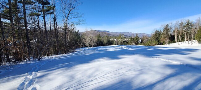 Building Photo - 13 Greenscapes Ln