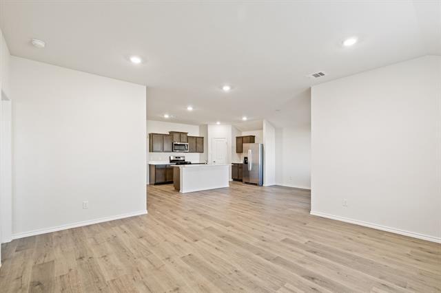 Building Photo - 3933 Limestone Blf Dr