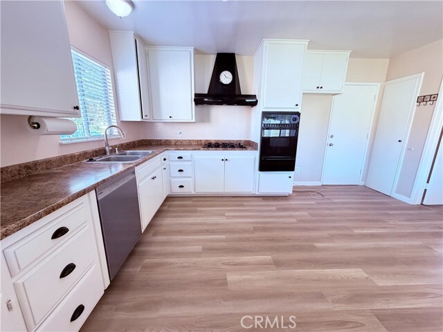 Building Photo - 14820 Ragan Dr