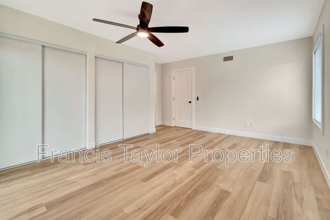 Building Photo - 568 Larchwood Dr