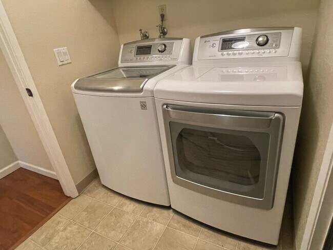 Building Photo - 3BR/2BA Single Level House in Milpitas