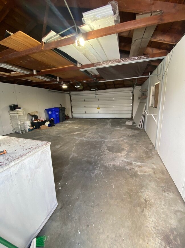 Building Photo - 4517 Cracow Ave