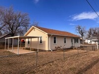 Building Photo - 3 bed, 1 bath