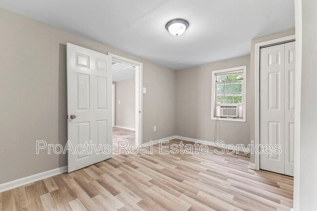 Building Photo - 1511 Highland Ave