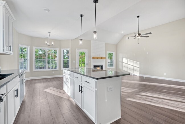 Building Photo - New Construction Emerald Floor Plan Near Exit 4