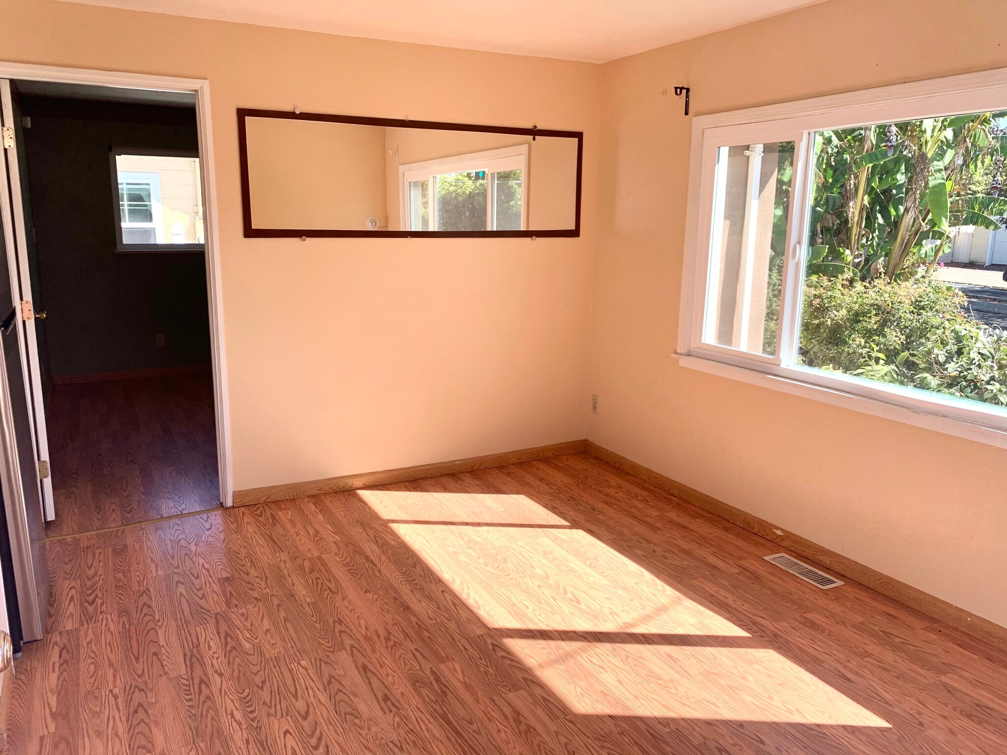 Building Photo - 6815 Moeser Ln