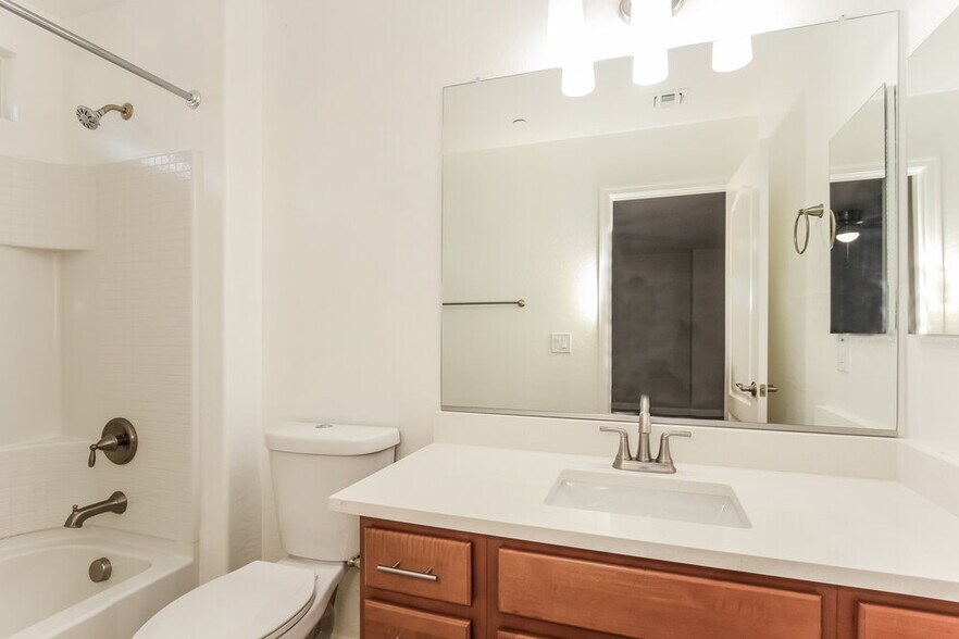 Building Photo - 29082 N 124th Ln