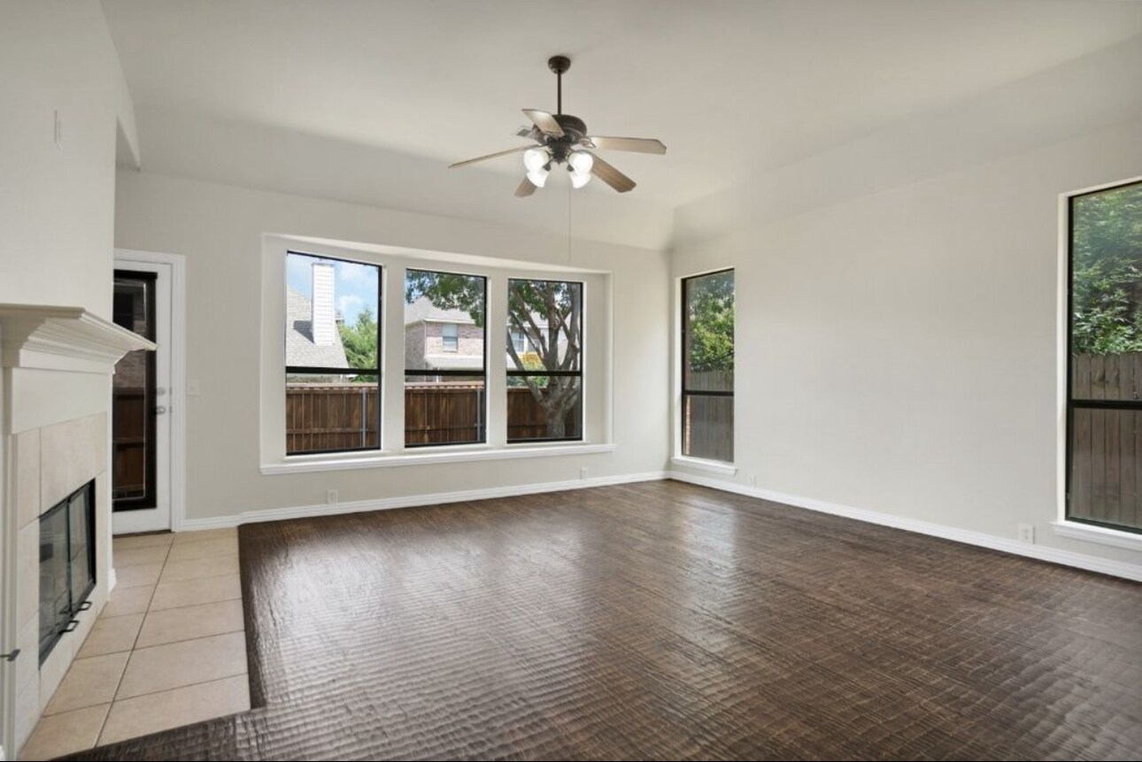 Building Photo - 11036 Coralberry Dr