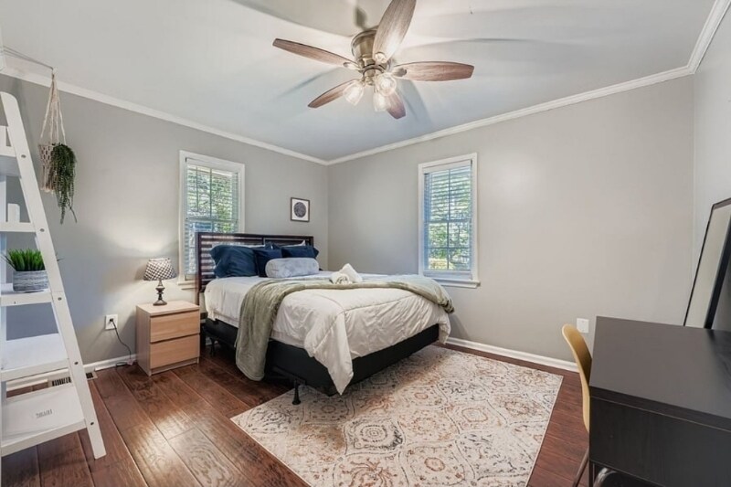 Building Photo - 2116 Trailwood Rd