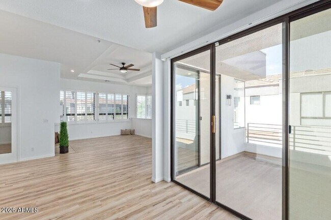 Building Photo - 7222 E Gainey Ranch Rd