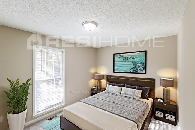 Building Photo - 1028 Independence Ct