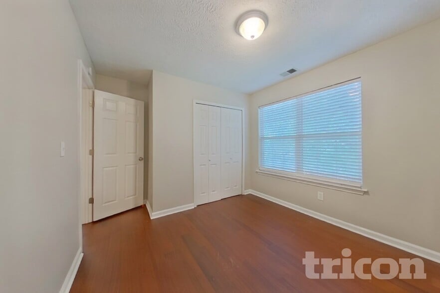 Building Photo - 2877 Golden Club Bend