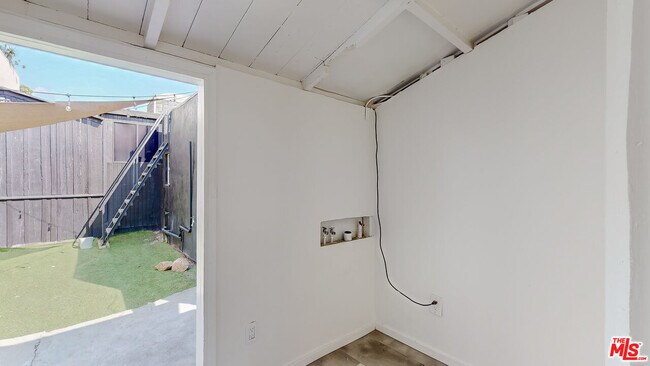 Building Photo - 2221 Neilson Way