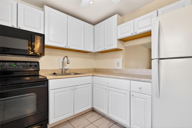 Building Photo - 5801 NW 62nd Ave