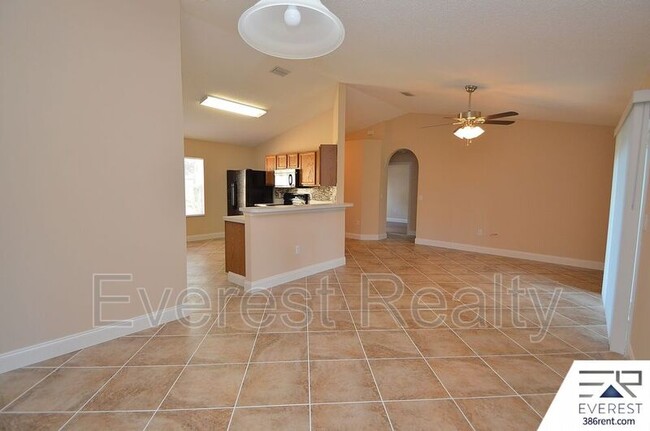 Building Photo - 5 Richfield Ln