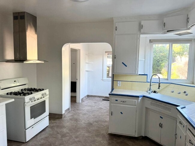 Building Photo - Home for rent in downtown Sacramento