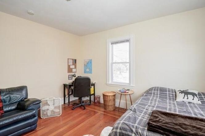 Bedroom4 - 16 Falkland St