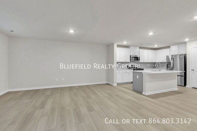 Building Photo - 808 Harper St