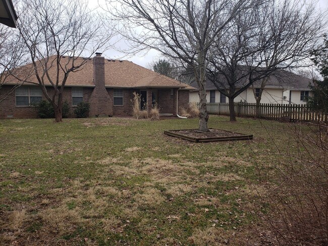 Building Photo - South East Location - Sequiota / Galloway Area