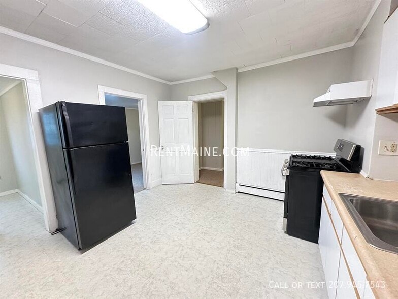 Building Photo - 101 Sanford St