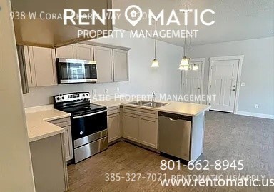 Building Photo - 938 W Coral Charm Wy