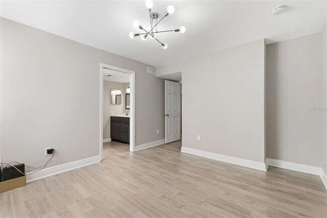 Building Photo - 2400 Feather Sound Dr