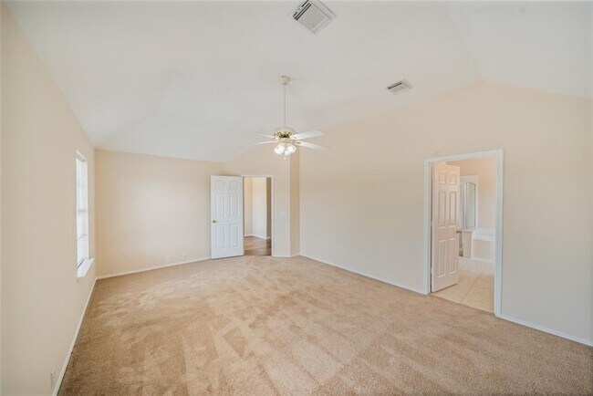 Building Photo - 11019 Avery Trace Ct