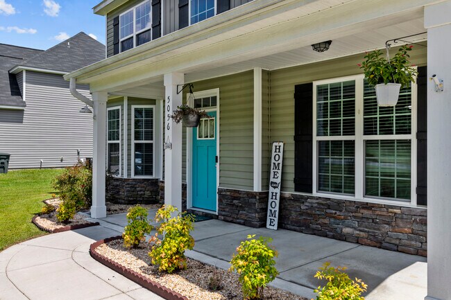Building Photo - Raeford home