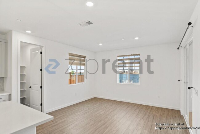 Building Photo - 16559 Barnett St