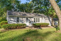 Building Photo - 7036 Hunter St